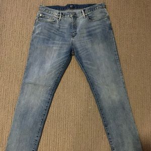 GAP 34x30 Skinny Jeans